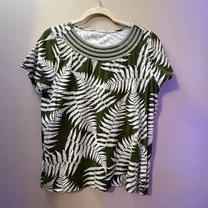 Green and White Fern Print Women's Top